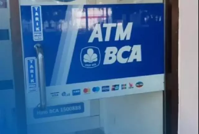 Cara Tarik Tunai Tanpa Kartu BCA Di ATM